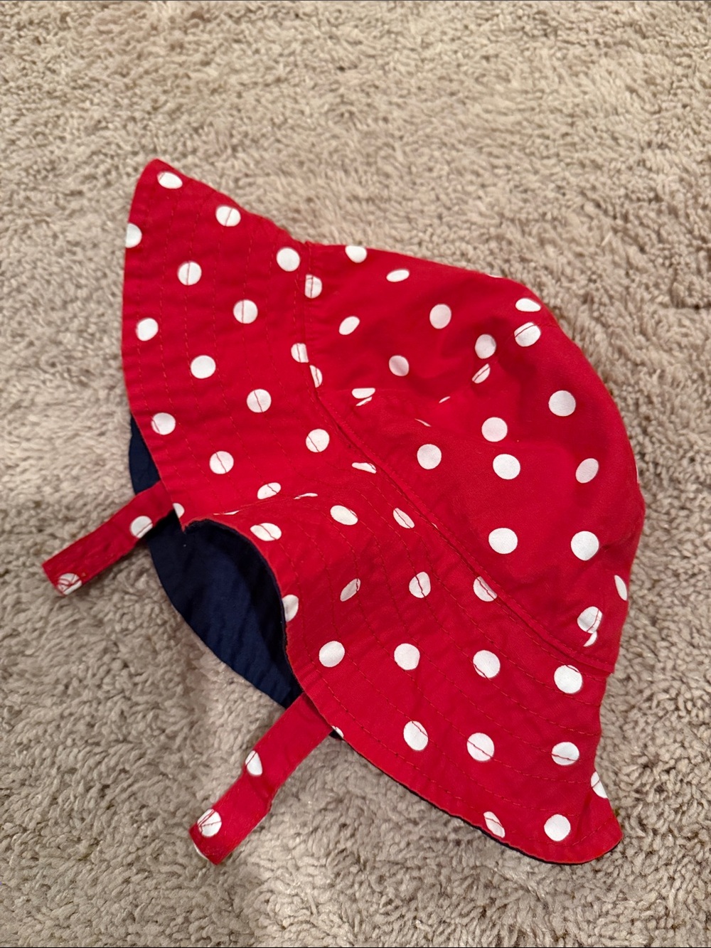 Carter's Red and White Polka Dot Kids Sun Hat size 3-9 months